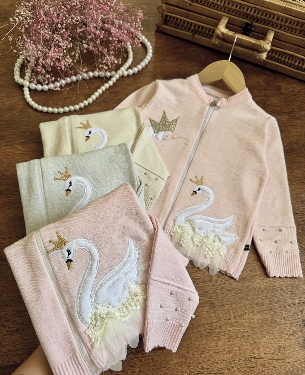 ژاکت بافت گپ دخترانه طرح قو